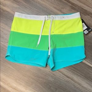 Women’s/ Juniors Hurley swim board shorts size 7